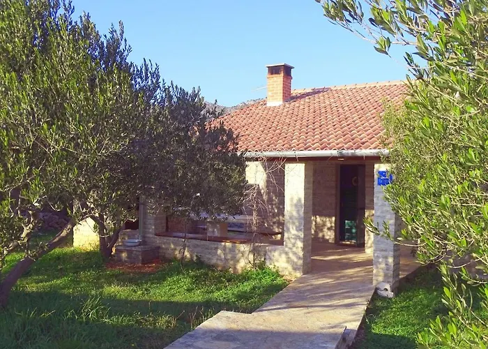 House By The Sea Nyaraló