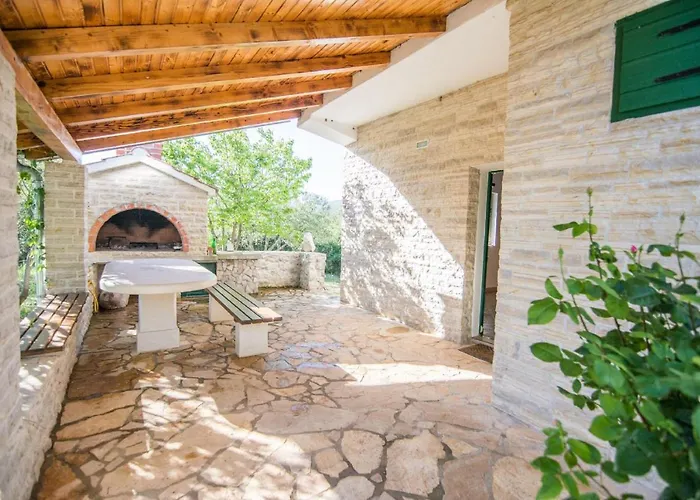 Nyaraló House By The Sea Pirovac